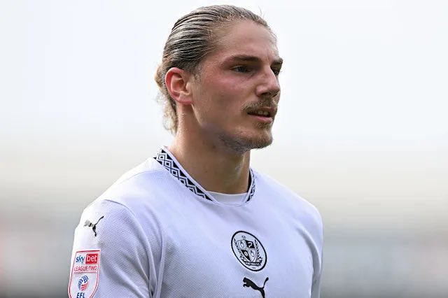 Plymouth Argyle have triggered the £1.2m release clause for Port Vale striker Lorent Tolaj. 

#PAFC are on the hunt for a striker before the September 1 transfer deadline.

The 23yo has scored one goal in four League One appearances this season, after netting 16 times last term.