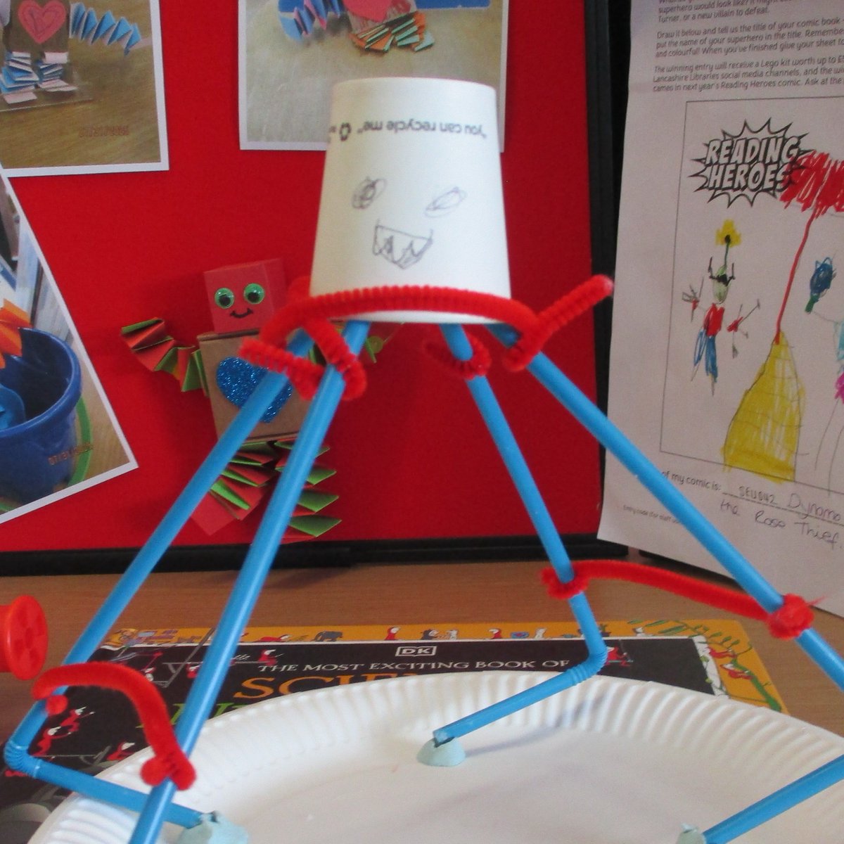 LancsLibraries's tweet image. Our #LancsReadingHeroes summer craft this week at #EuxtonLibrary was based around &apos;Build something strong that holds something up&apos;. Attendees were given free rein and a variety of craft materials to build a strong and stable structure. They came up with so many amazing ideas!