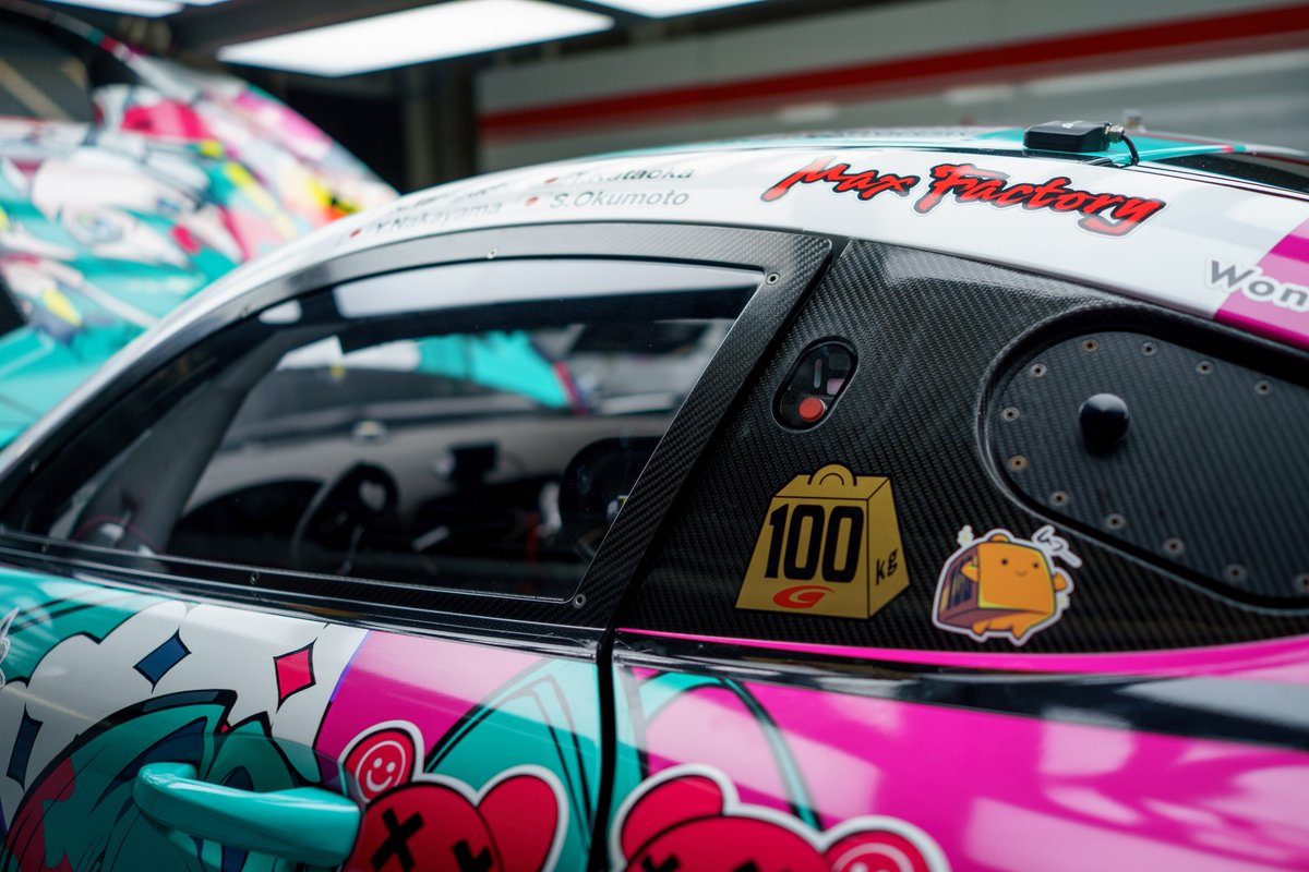 今回久々の100kgちゃん登場！！

(え)#fightgsr #SUPERGT