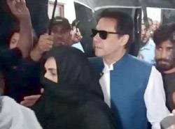 FaisalJavedKhan's tweet photo. Justice for Imran Khan
Justice for Mrs Imran Khan 
Justice for Imran Khan's sisters  
Justice for Imran Khan's nephews
Justice for Hassan Khan Niazi 
Justice for Shahrez Khan 
Justice for Sher Shah Khan 
Justice for Imran Khan's entire family 
Justice for all innocent prisoners
Justice for Pakistan 
Justice for Humanity