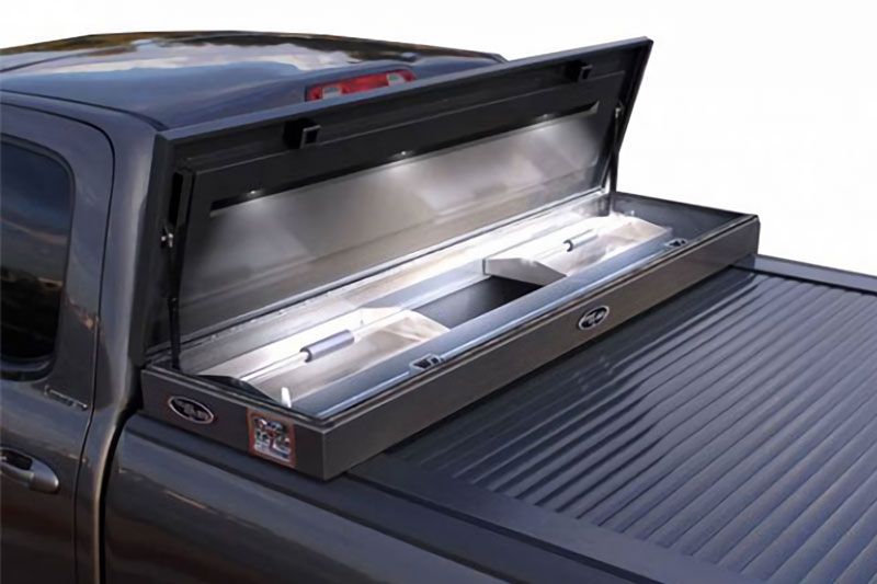 4WheelOnline's tweet photo. #TruckCoversUSA #LineX #PremiumFinish X-Box is designed with advanced features that provide added #storage and #functionality to the #truck bed. The locking toolbox is constructed with galvanized aluminum with a powder-coated finish.

https://t.co/bIxlbpP7vc https://t.co/G2vcxTQUlX
