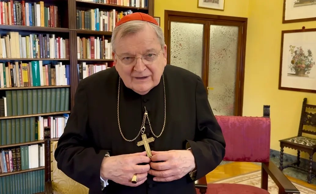 Michael Haynes 🇻🇦 (@mljhaynes) on Twitter photo JUST IN: Pope Leo received Cardinal Burke in private audience today.
This is not the 1st meeting they have had, but is the 1st official one on the Pope's calendar.
In June <a href="/cardinalrlburke/">Cardinal Burke</a> said he had spoken to <a href="/Pontifex/">Pope Leo XIV</a> about the future of the Latin Mass JUST IN: Pope Leo received Cardinal Burke in private audience today.
This is not the 1st meeting they have had, but is the 1st official one on the Pope's calendar.
In June <a href="/cardinalrlburke/">Cardinal Burke</a> said he had spoken to <a href="/Pontifex/">Pope Leo XIV</a> about the future of the Latin Mass