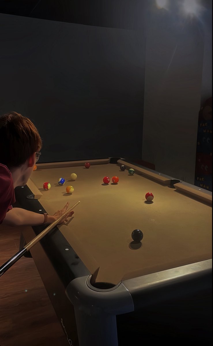 Boring…who wanna chat？