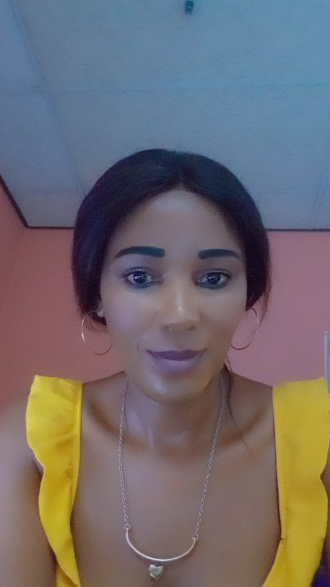 _buhledlepu's tweet photo. Mellow Yellow💛💛💛 https://t.co/n3OyDvxcIW