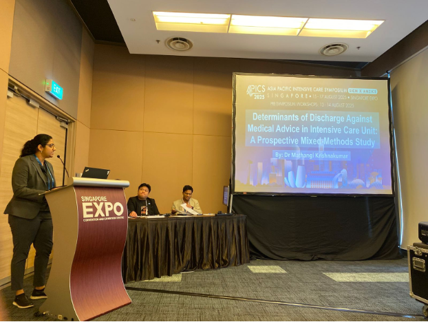 Dr Mathangi Krishnakumar, Assoc. Prof, SICU #SJMCH presented her scientific paper (Determinants of Discharge Against Medical Advice in Intensive Care Unit: A Prospective Mixed Methods Study) at Asia-Pacific Intensive Care Symposium '25 <a href="/ApicsOfficial/">APICS</a> 2025 in Singapore on Aug 17th