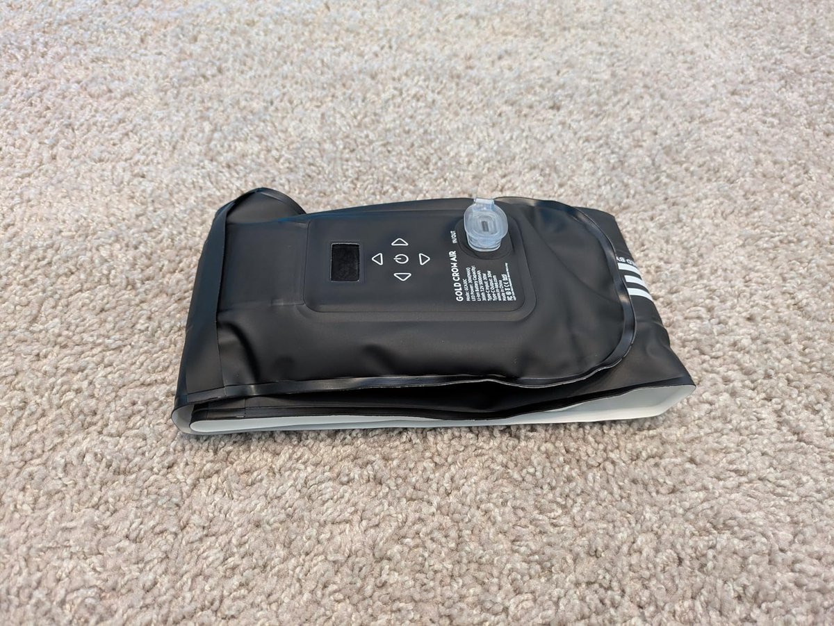 Andycinegear's tweet image. The INKEE GCA30 = portable power 💡
🎨 360° RGB control
🌟 High CRI for accurate colors
🎒 Pocket-sized for creators on the go
One light, endless possibilities.

#Andycine #INKEE #GCA30 #LightingForCreators #RGBLighting #PortableGear