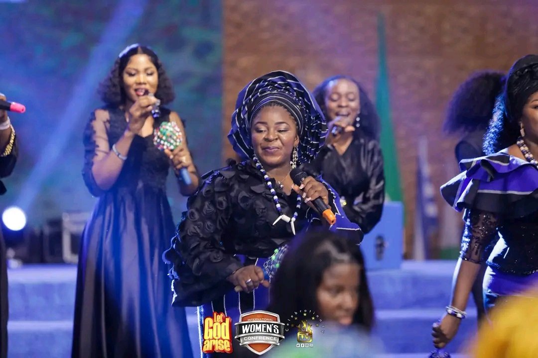 The Official Unveiling Of IMPOSSIBILITY GOD -  Dr. Lizzy Johnson-Suleman ft Eunice Morgan

What An Atmosphere Of Undiluted Praise We Had As We Echoed This Sound To The Heavens.

IMPOSSIBILITY GOD is available On all streaming platforms.

Stream Now!

#DrLizzyJohnsonSuleman