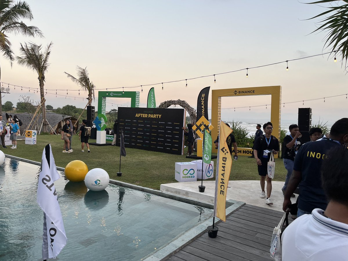 Stendy's tweet photo. Cool vibes #TokocryptoBinanceBeach2025 https://t.co/XkIKycW0jb