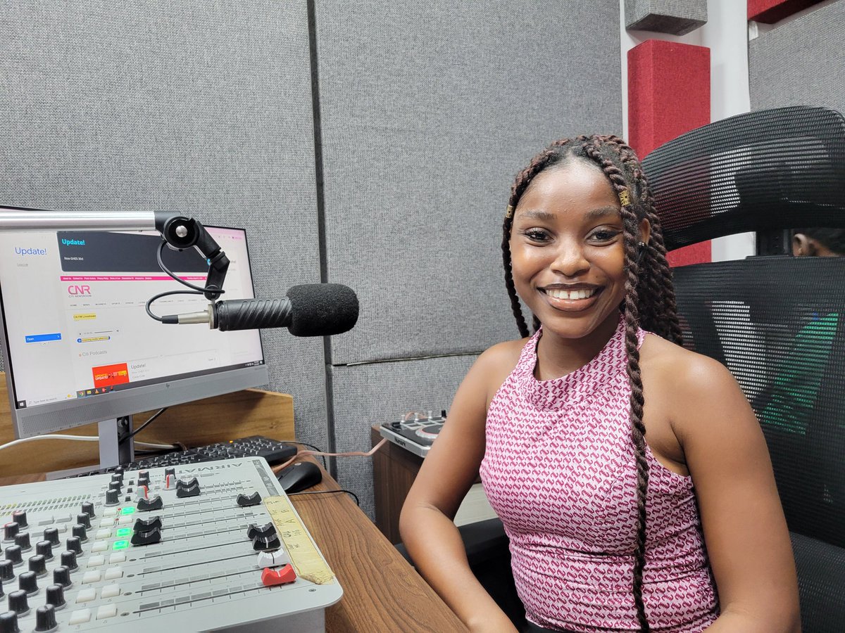 knustfocusfm's tweet photo. It's Friday on the #FocusBrunch w/@Esperiza_a x @maureenapps x @djromeo26 From now till 12pm..
Stick and Stay!! https://t.co/wYlDbp3GlV