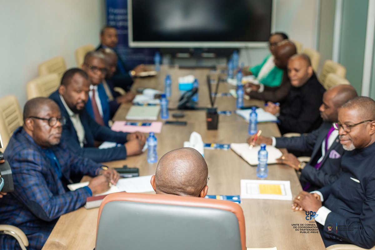 UCPPP_RDC's tweet photo. Le jeudi 14 août 2025, l’UC-PPP a eu l’honneur d’accueillir le Ministre de la Formation Professionnelle au cours d'une visite qui avait pour but de réfléchir sur la prise en compte du volet formation professionnelle dans l'évaluation des projets PPP et dans le processus de révision de la Loi PPP en cours.

L'UC-PPP reste pleinement engagé aux côtés des pouvoirs publics pour développer les compétences et soutenir la croissance de la RDC.

#PPP #FormationProfessionnelle #Partenariats #RDC