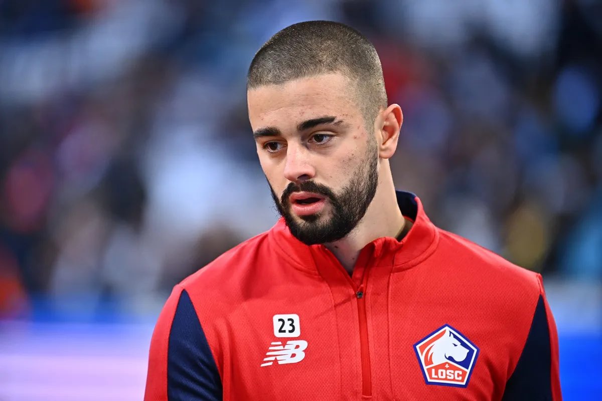 𝐁𝐞𝐎𝐌 (@be_om13) on Twitter photo 🚨Edon Zhegrova 🇽🇰 veut rejoindre la Juve et ne pense pas à signer à l'OM !!!!
👀 Un accord sur un salaire de 2,5M jusqu'en 2030 a été trouvé !!!
💰 Son transfert est possible contre 18-20M, mais à condition que Nico Gonzalez rejoigne l'Atlético Madrid
🗞️ <a href="/tuttosport/">Tuttosport</a> via 🚨Edon Zhegrova 🇽🇰 veut rejoindre la Juve et ne pense pas à signer à l'OM !!!!
👀 Un accord sur un salaire de 2,5M jusqu'en 2030 a été trouvé !!!
💰 Son transfert est possible contre 18-20M, mais à condition que Nico Gonzalez rejoigne l'Atlético Madrid
🗞️ <a href="/tuttosport/">Tuttosport</a> via