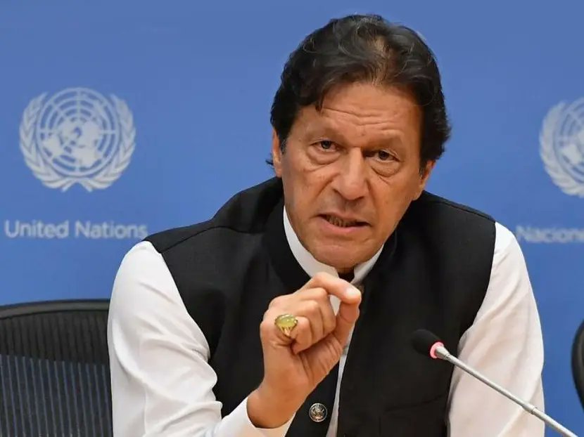 🇵🇰 IMRAN KHAN - JAILED BY LAW, FREED BY LEGEND

Imran Khan isn’t in prison because of the 8 riot cases - Pakistan’s Supreme Court just granted him bail there. 

He remains behind bars for something else: corruption charges tied to state gifts and the £190 million case.

To his