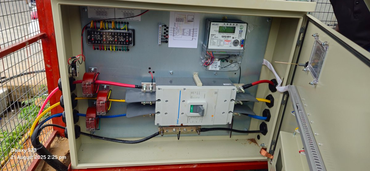 imeassets's tweet photo. Empowering the Future

Modernizing infrastructure to deliver safer, more reliable electricity to homes, businesses, and communities across the city

#Imeassets
#maintenancecultured
#lightupnigeria https://t.co/O98GJWvRa1