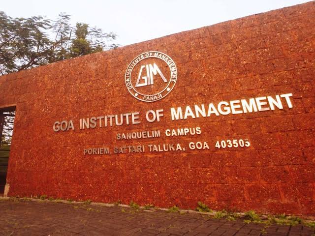 FGCTweets's tweet photo. Team Footprint at the vibrant campus of Goa Institute of Management!
Always a pleasure to collaborate closely with our clients and experience their inspiring campuses firsthand.
#TeamFootprint #OnCampus #GoaInstituteOfManagement #ClientConnect #FootprintGlobalCommunication https://t.co/SCQxkCMsGk