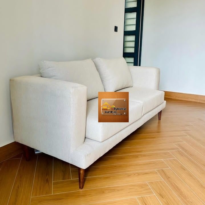 cityhomefurn1's tweet photo. #2seater sofa chair
Removable seats #fibred pillows
Call or watsup on
0758710994 #watsup
0740397600 https://t.co/iB3S6hI2LL