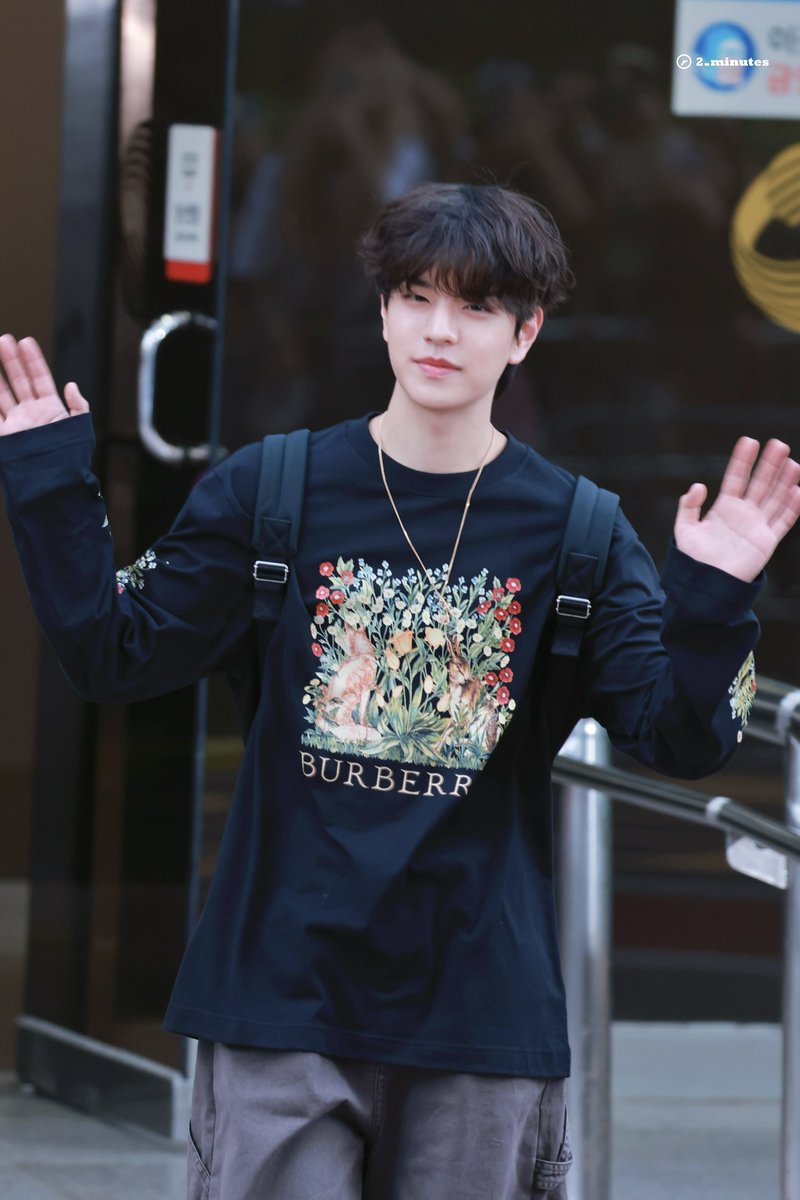 2minutes_rule's tweet photo. 250822 KBS

#승민 #Seungmin 
#스트레이키즈 #StrayKids https://t.co/RGGnhej3A1