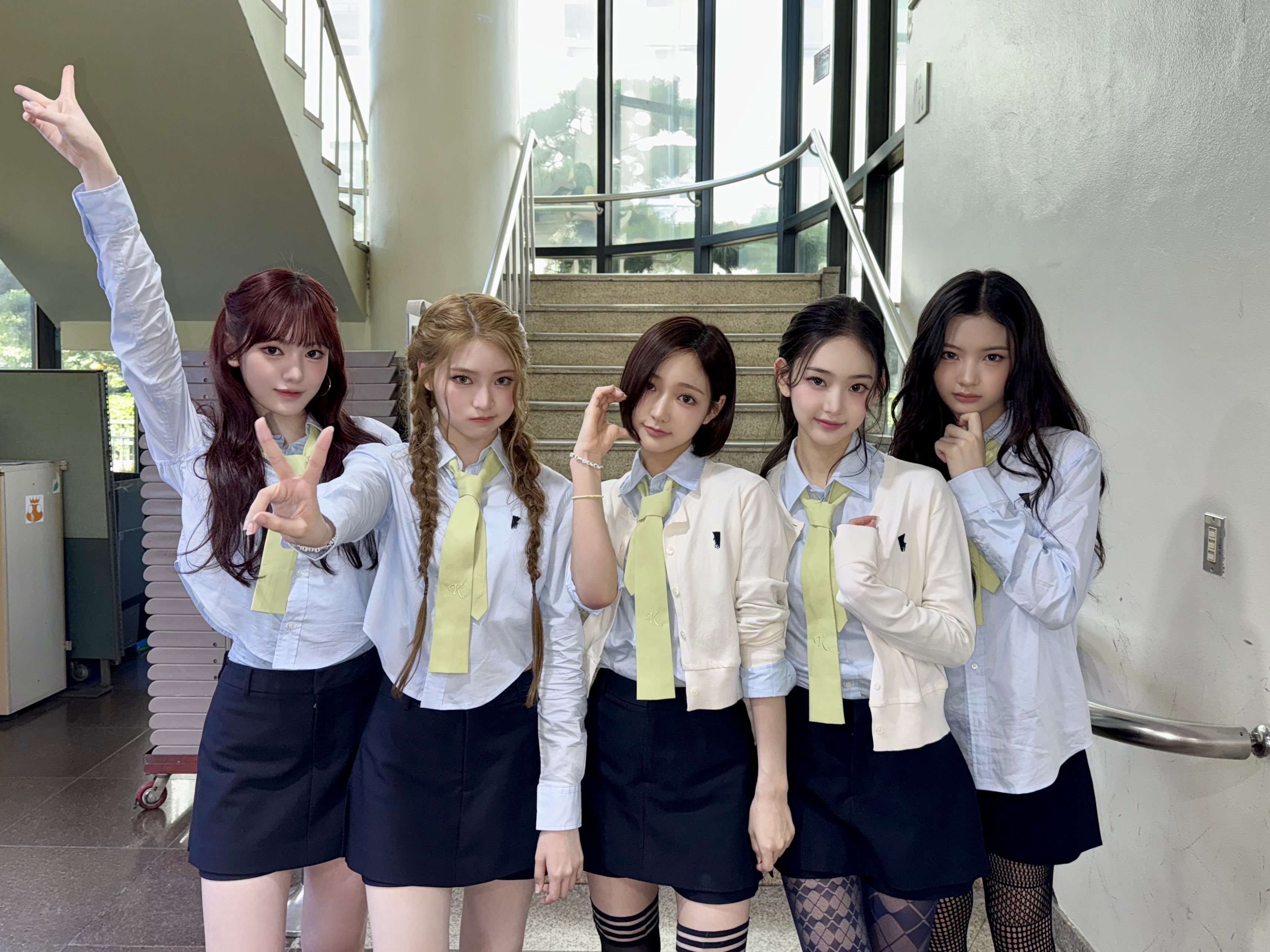 Gy8xrtRaAAA0xk-?format=jpg&name=4096x4096