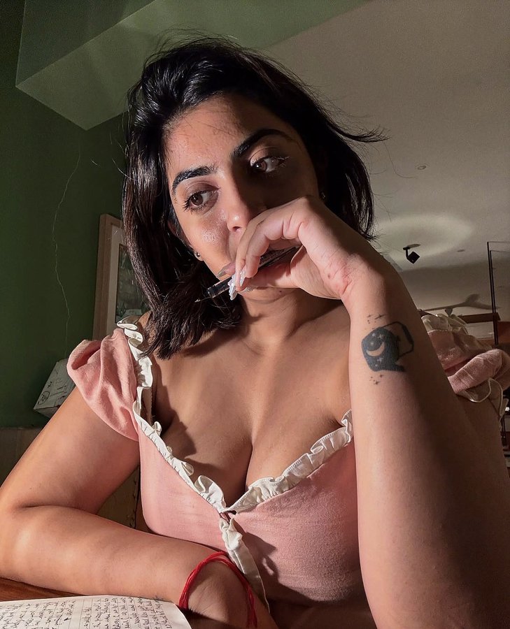 Gy8yWOeWYAAvWVt?format=jpg&name=900x900