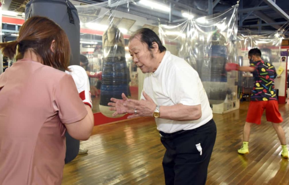 事務次官のジム時間(画像はイメージです)