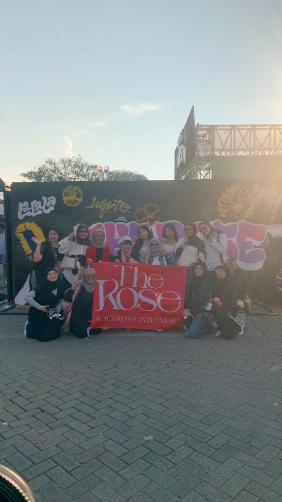Blackrose Thank You For Your Enthusiasm

#더러즈 #TheRose #LaLaLa2025
