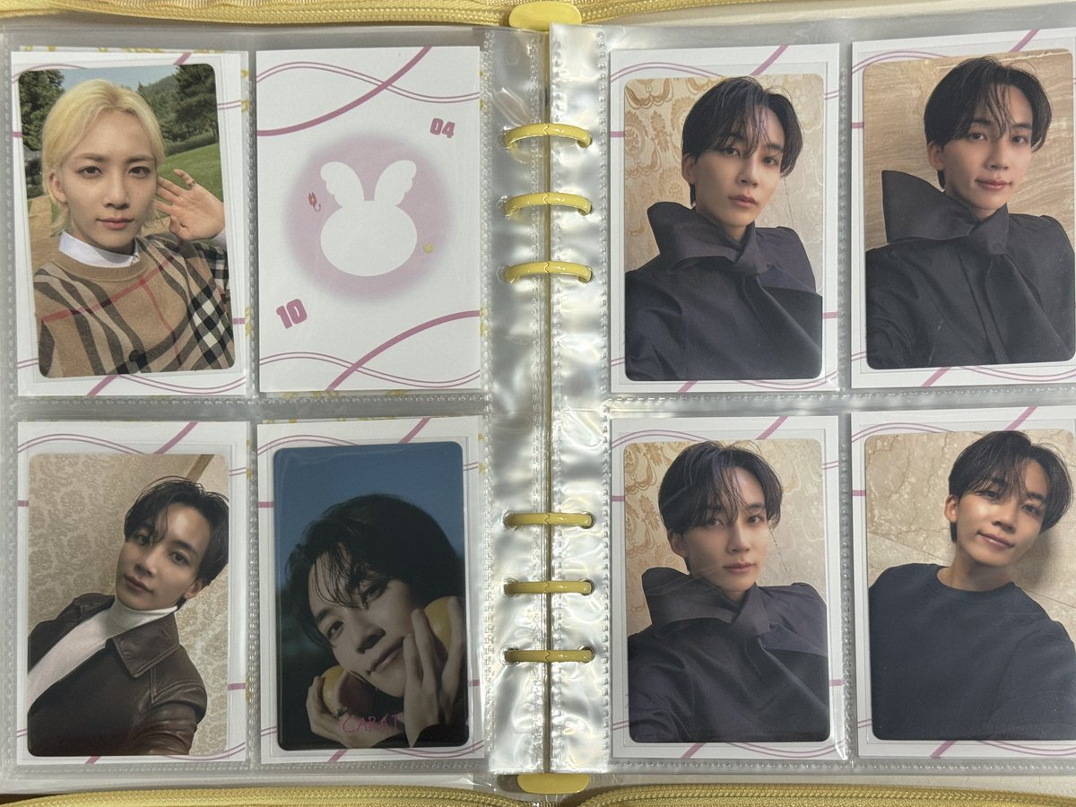 바인더대지 이제야 자랑을 🥹
나는 쿱스 정한이만 샀는데 전멤버가 다왔어 헉

나머지멤버 제일 좋아하는 포카 픽해서 꽂아줘야지
간만에 포카구경 하겠구만 흐흐흐

포카정리하고 바인더사고 현생사느라 
많이 많이 늦었지만 넘 이뻐서 볼때마다 기분좋다

<a href="/myong_iiyaa8/">묭⁸</a> 
다음 시리즈 얌전히 기다려