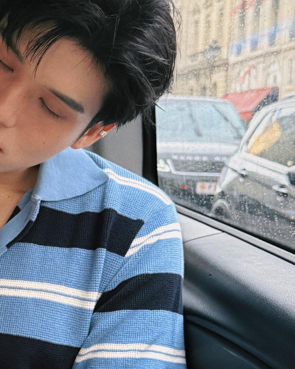 เว้นสุ้น ଘ(*. .) tweet media