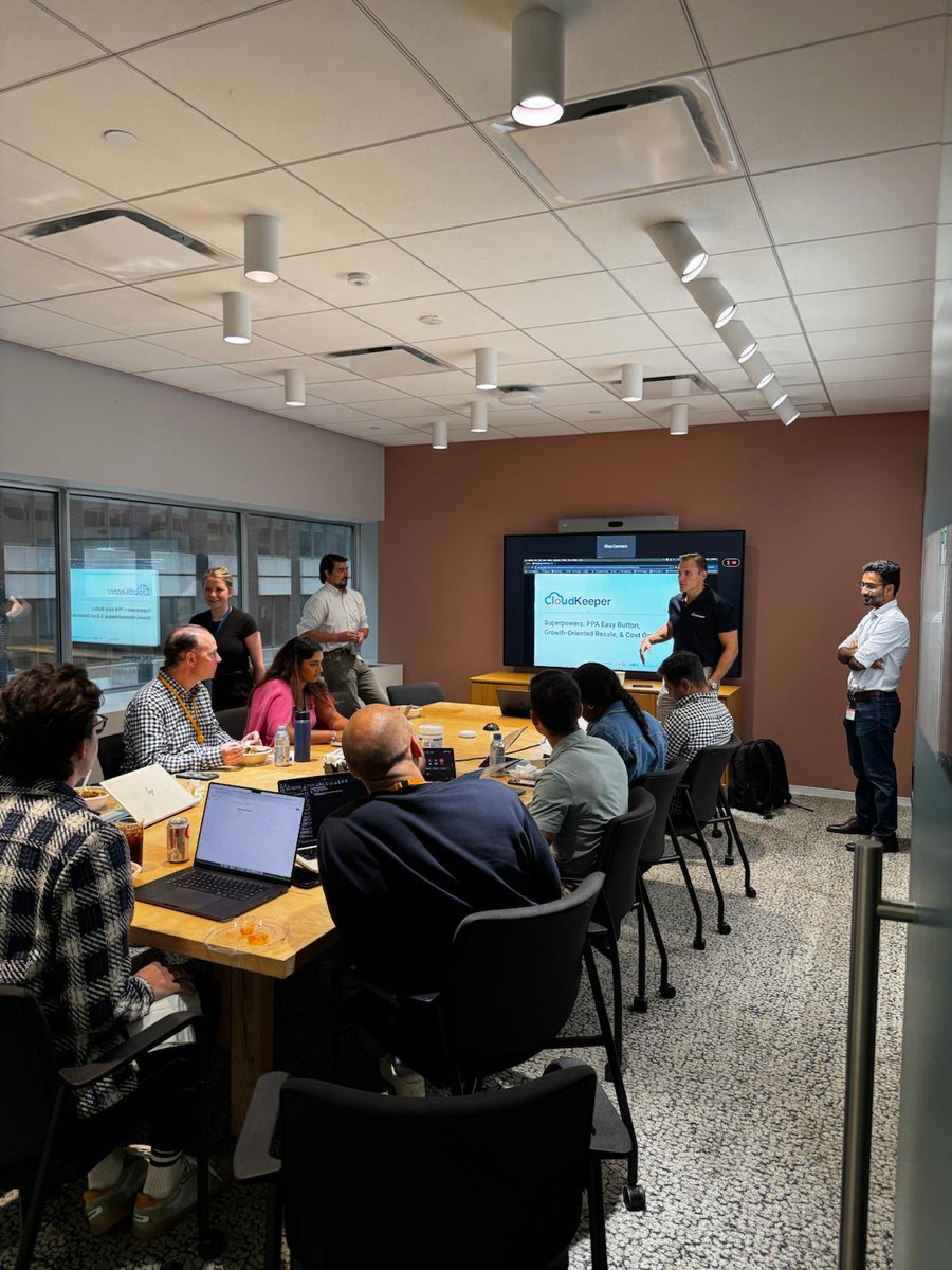 🍴✨ Teamwork over lunch!

Our team recently had the opportunity to host a Lunch &amp; Learn session with the AWS team in New York.

It was a great mix of insightful discussions, shared learnings, and collaborative ideas. 

Looking forward to many more such interactions.

#aws #cloud