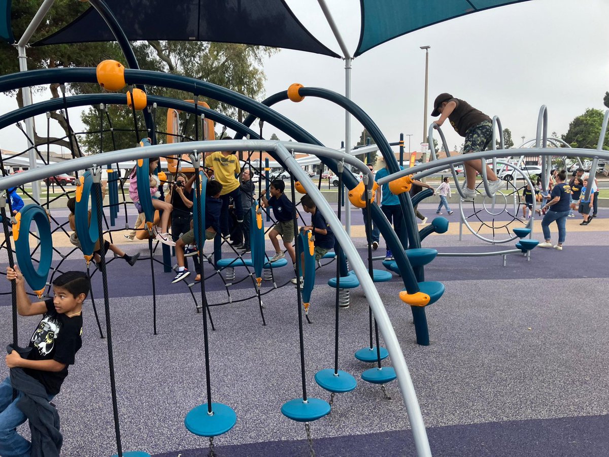 Mendoza Elementary (@mendozaexplorer) on Twitter photo Explorers supporting our community. Mr. Allen’s class was selected to attend the Robert Egger Sr. Park Ribbon Cutting Ceremony! Mendoza and Emory came out and supported Mayor Todd Gloria and the entire community! #explorers💙🧭
<a href="/SBUSD_NEWS/">SBUSD NEWS</a> <a href="/Supt_SBUSD/">Jose A. Espinoza</a> Explorers supporting our community. Mr. Allen’s class was selected to attend the Robert Egger Sr. Park Ribbon Cutting Ceremony! Mendoza and Emory came out and supported Mayor Todd Gloria and the entire community! #explorers💙🧭
<a href="/SBUSD_NEWS/">SBUSD NEWS</a> <a href="/Supt_SBUSD/">Jose A. Espinoza</a>