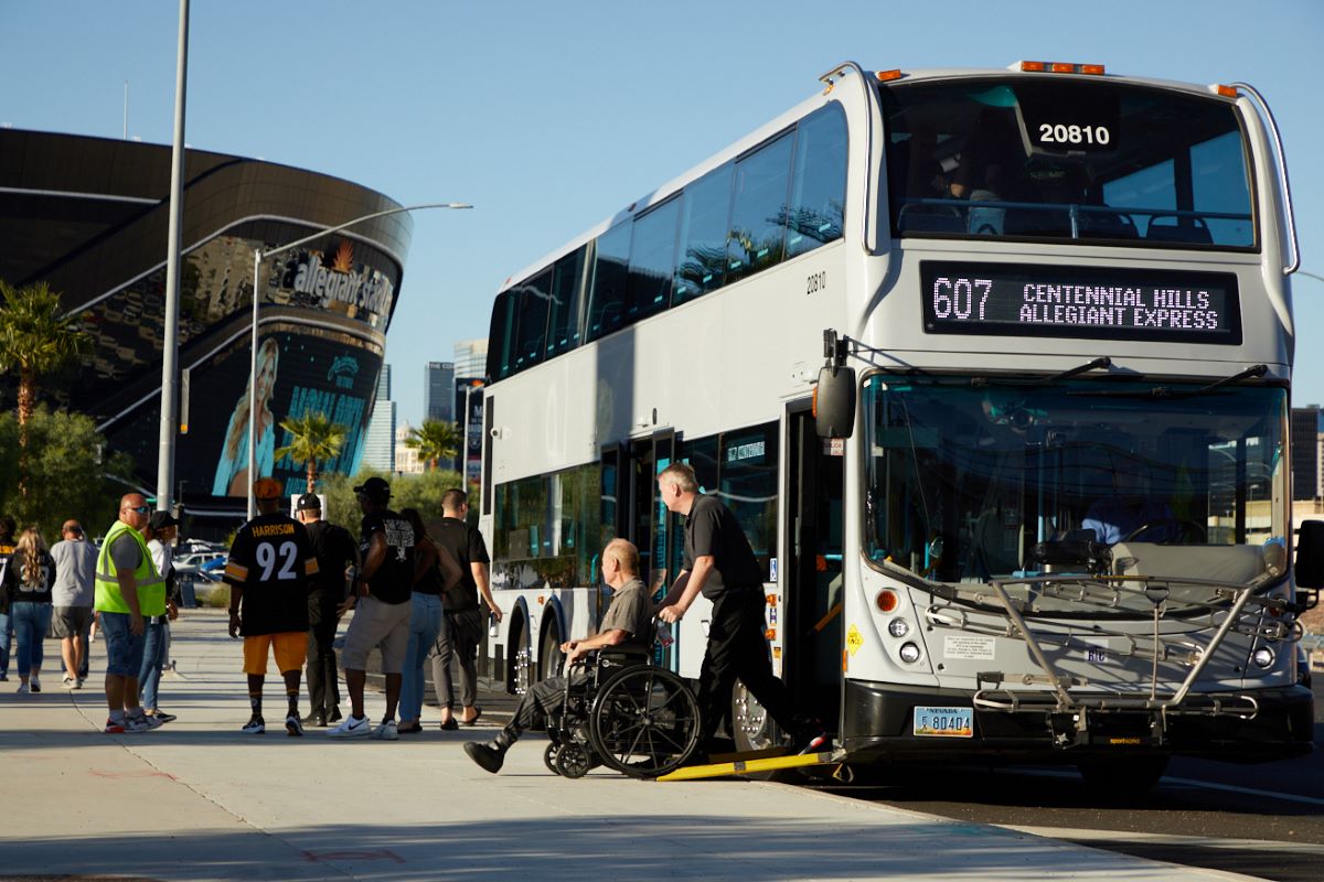 Club_Ride's tweet photo. Hey sports fans! @RTCSNV's Game Day Express is back! Just hop on and get to the game for only $4 round-trip!

Get all the details here 👉 https://t.co/04ga35azpM

Don't forget to track these trips on the app https://t.co/zR0KsUGBsL 📲

#ThatsHowWeRoll #GameDayExpress #VegasLocals https://t.co/gROqOA4MnQ