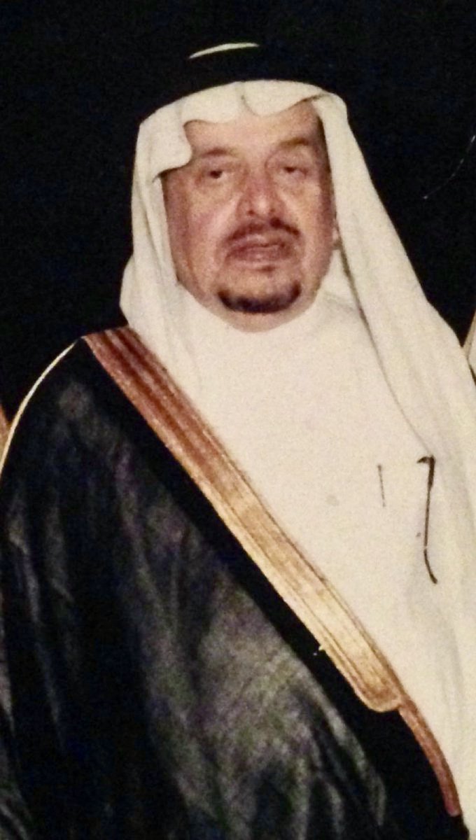 اللهمّ أني أسالك  ربُّ القلوب .. 
ونور كل الدروب .. في هذه الجمعه المباركة أن ترحم عبدك الصالح  الشيخ عبدالرحمن بن فهد بن صالح الكريديس 
اللهم اغفر له واعفُ عنه . اللهم اجعله في أعلى عليين مع النبيين والصديقين والشهداء والصالحين وحسن أولئك رفيقا. يا اكرم الاكرمين و ياأرحم