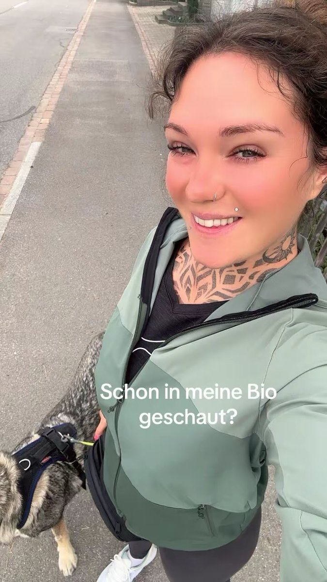 babylyviane's tweet photo. Seit Tagen bleibt meine Followerzahl im gleichen Bereich. Teilst du dieses Foto für eine Belohnung ? 😍 https://t.co/M7LFFGuaaq