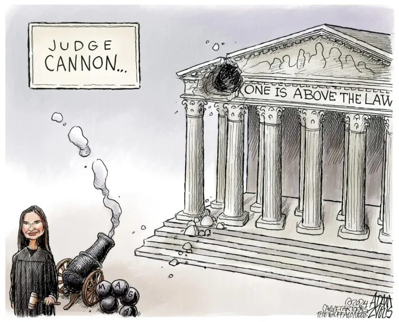 rogerledbette11's tweet photo. DJT's fascist cult is celebrating Kash Patel's FBI raid on Bolton.

Patel says no 1 is above the law. (Unless of course, you're DJT &amp; got 2 appoint the judge on your documents case.) 

Will Americans stand by &amp; allow political prosecutions? #DemVoice1 #DemsUnited #TruthBrigade https://t.co/8JiPS9VP0b