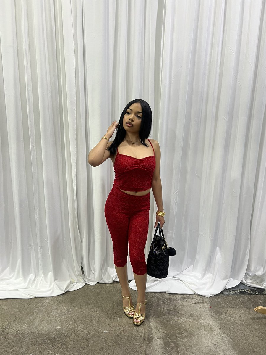 yzzvh's tweet image. 🌹