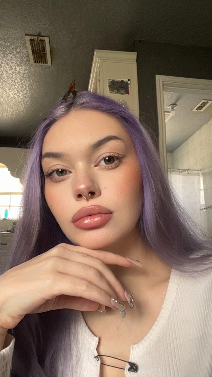 muthabruja's tweet photo. Happy Friday 🥹 Give me your whole paycheck https://t.co/0ex5Y22mVT