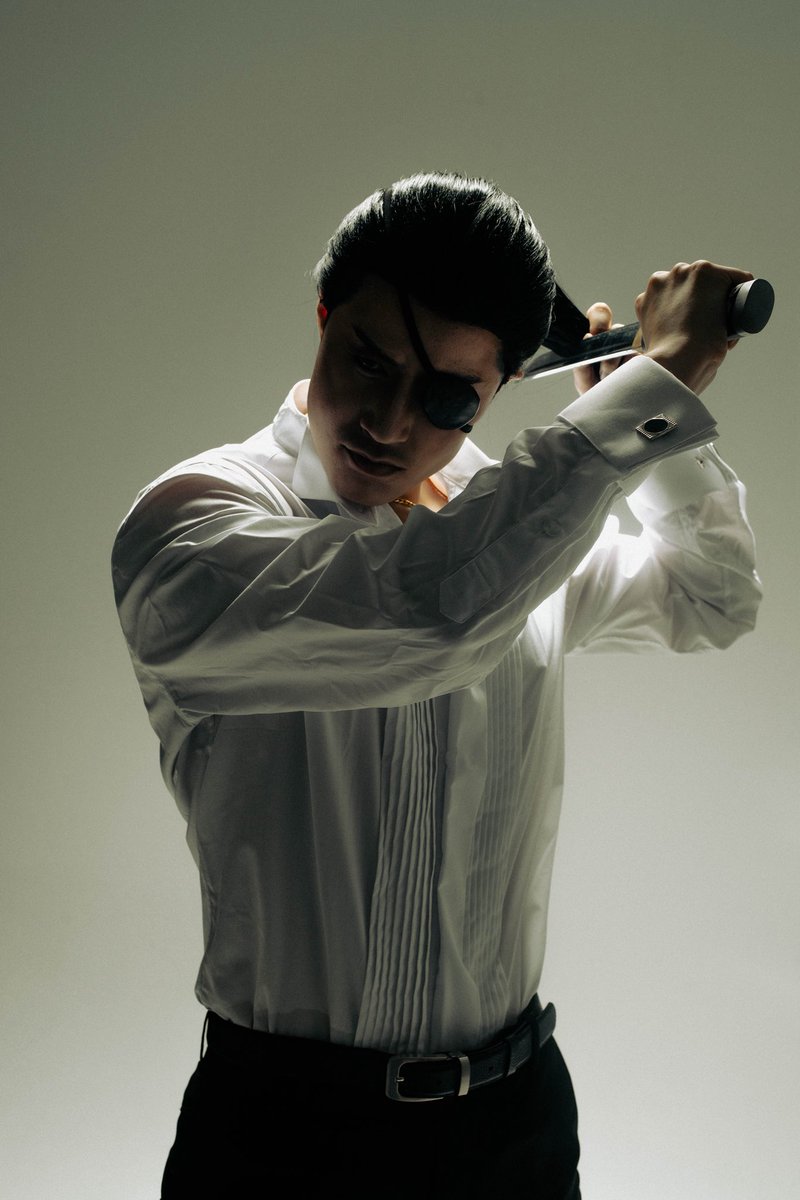 縁切り

真島吾朗 / <a href="/en_yen/">曮 Enyen 🏳️‍🌈</a> 
撮影 / 阿來
アシスト / <a href="/arture_cosplay/">arture</a> 

#龍が如く0