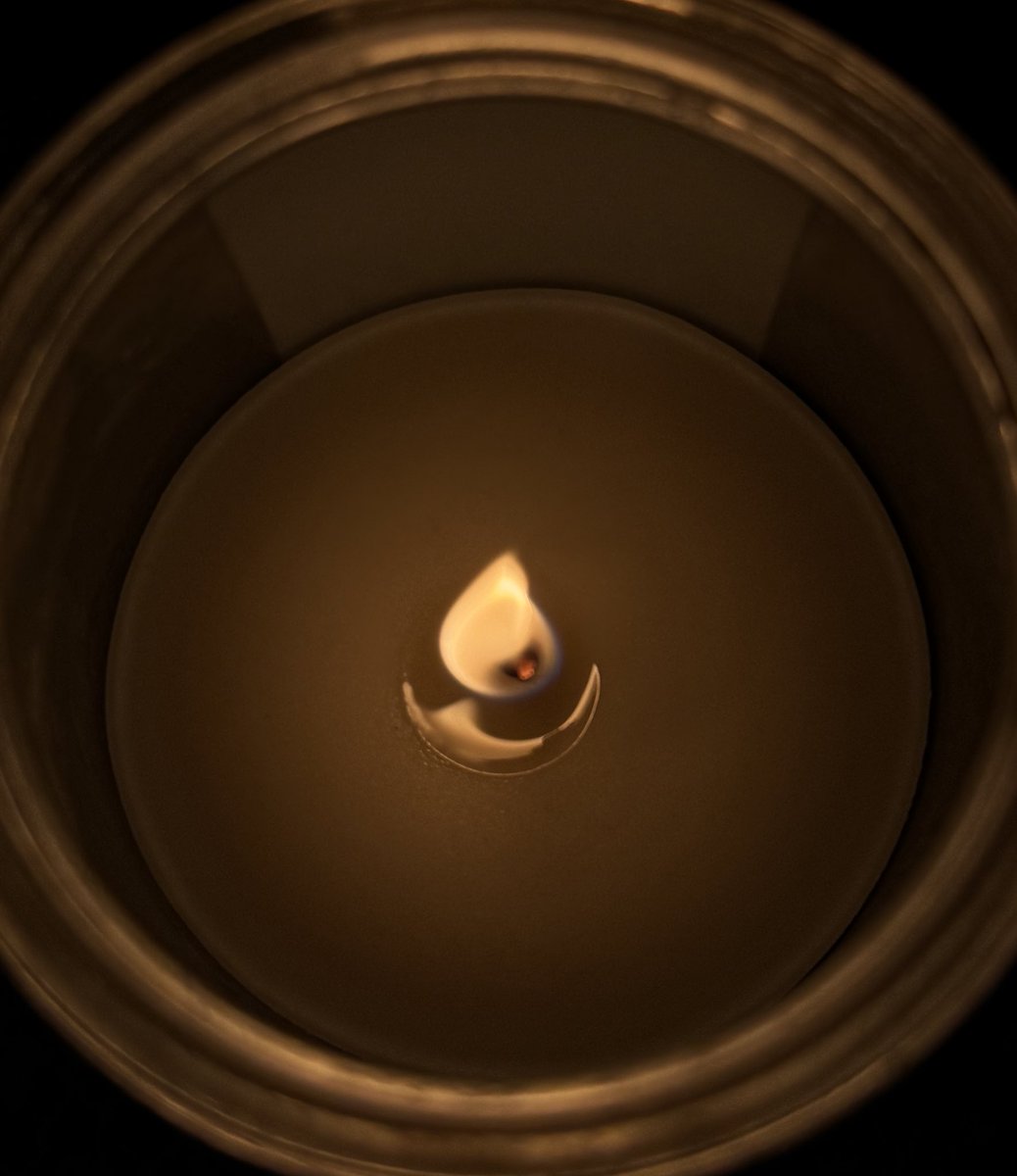 Asimbaaa1's tweet photo. Cozy Friday Mode 🕯️☕️🤎✨ https://t.co/gJUAUC3dlt