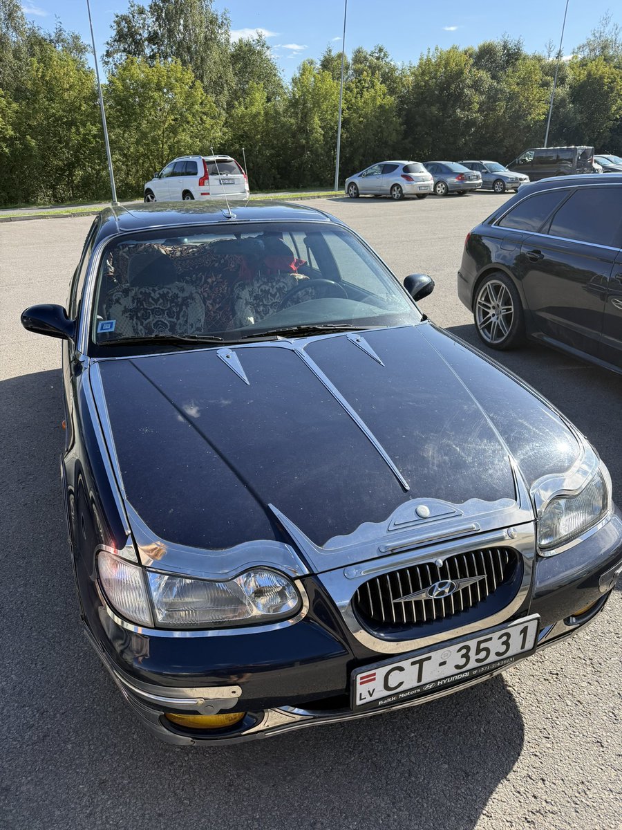 agressor_'s tweet photo. hyundai santana gls čigānu pakā. totally vērts iezoomot bildes, lai redzētu detalizāciju https://t.co/kPHHEwVgLI