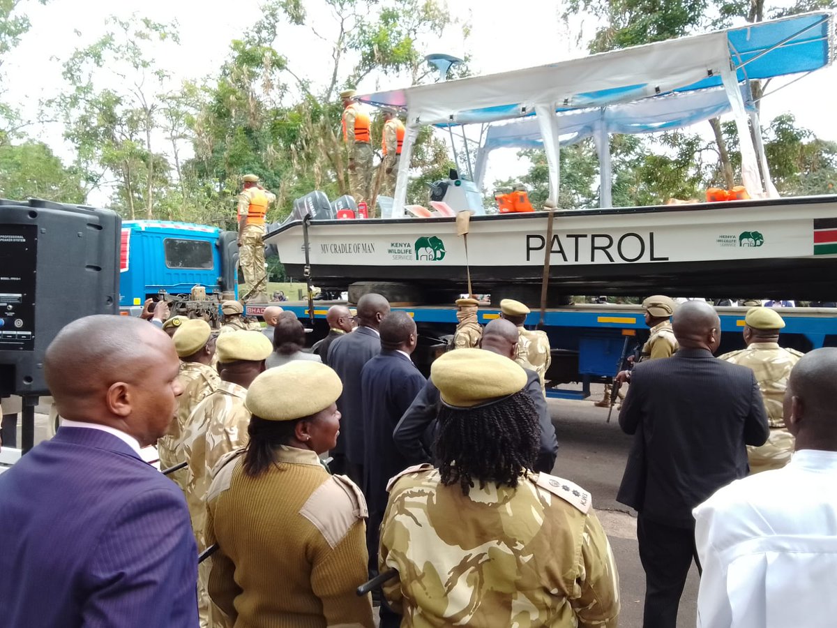 Sustainable Approaches for Communities Empowerment (@sapcone) on Twitter photo 📢The HOA-ESR project, implemented by <a href="/SAPCONE/">Sustainable Approaches for Communities Empowerment</a> with SOLARO & funded by <a href="/Sida/">Sida</a>, handed over a patrol boat in Nairobi to <a href="/KWSKenya/">Kenya Wildlife Service</a> to strengthen ranger efforts to protect Lake Turkana’s ecosystem, promoting biodiversity, community resilience & sustainable natural resource management 📢The HOA-ESR project, implemented by <a href="/SAPCONE/">Sustainable Approaches for Communities Empowerment</a> with SOLARO & funded by <a href="/Sida/">Sida</a>, handed over a patrol boat in Nairobi to <a href="/KWSKenya/">Kenya Wildlife Service</a> to strengthen ranger efforts to protect Lake Turkana’s ecosystem, promoting biodiversity, community resilience & sustainable natural resource management