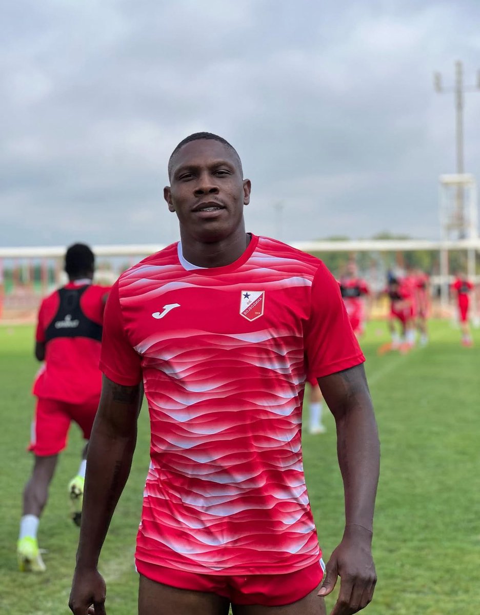 Kosi_foottalk's tweet photo. Cameroon’s John Mary and Eta Kufre in training for Vojvodina ahead of their tomorrow’s clash against Bâcka Topola.
#vojvodina #johnmary #etakufre #serbia https://t.co/9OQc4R5rpM