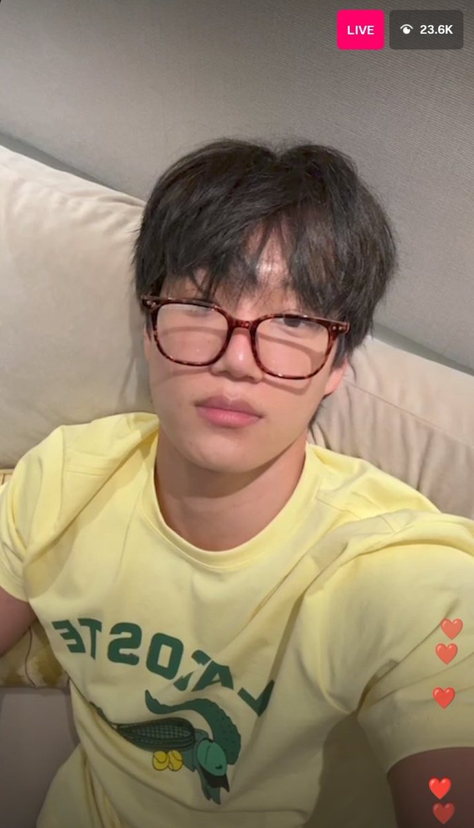 Aryawilliam0's tweet image. My bear 🐻 
Kai IG live 🥹 

#kai #ExOSLIVE