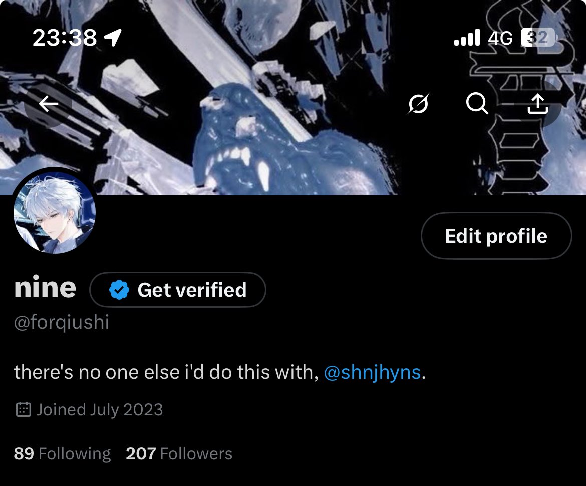 forqiushi's tweet photo. izanine matching layout again and again and again https://t.co/OvqewxjD82