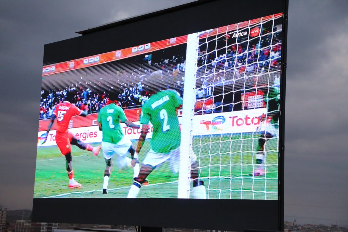 Kenya Film Classification Board (@infokfcb) on Twitter photo 80' - The stakes are incredibly high as Kenya and Madagascar are locked at 1โ1 in the CHAN 2024 Quarterfinals clash at Kasarani Stadium.
The <a href="/InfoKfcb/">Kenya Film Classification Board</a> is screening the match live at the Safari Rally Grounds, Kasarani.
<a href="/Waziri_Mvurya/">H.E Salim_Mvurya, EGH.</a> <a href="/fikirini_jacobs/">Fikirini Jacobs</a> <a href="/KBCChannel1/">KBC Channel 1 News</a> <a href="/CAF_Online/">CAF_Online</a> 80' - The stakes are incredibly high as Kenya and Madagascar are locked at 1โ1 in the CHAN 2024 Quarterfinals clash at Kasarani Stadium.
The <a href="/InfoKfcb/">Kenya Film Classification Board</a> is screening the match live at the Safari Rally Grounds, Kasarani.
<a href="/Waziri_Mvurya/">H.E Salim_Mvurya, EGH.</a> <a href="/fikirini_jacobs/">Fikirini Jacobs</a> <a href="/KBCChannel1/">KBC Channel 1 News</a> <a href="/CAF_Online/">CAF_Online</a>