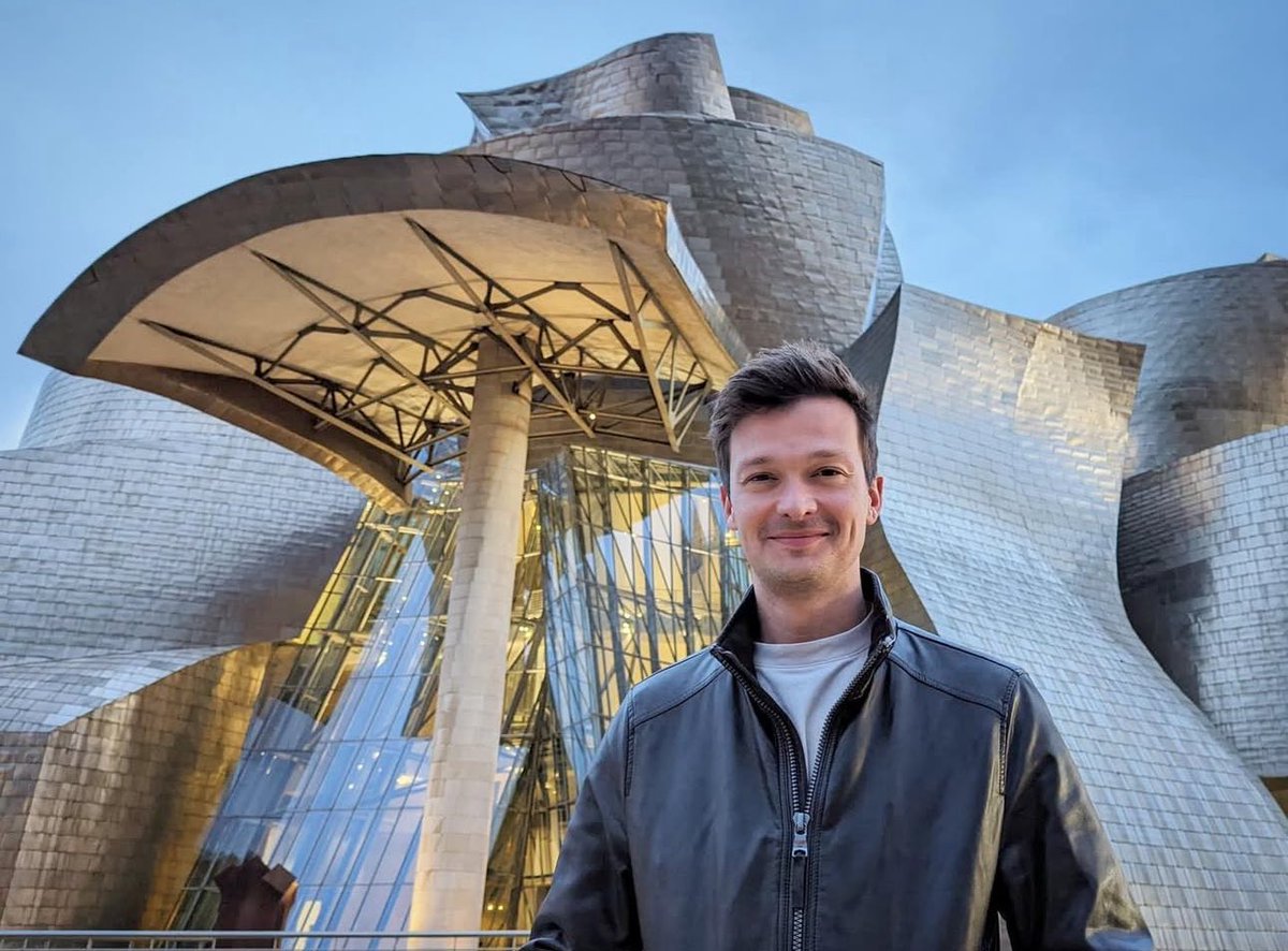 apenas um homem no mundo poderia me fazer feliz de verdade