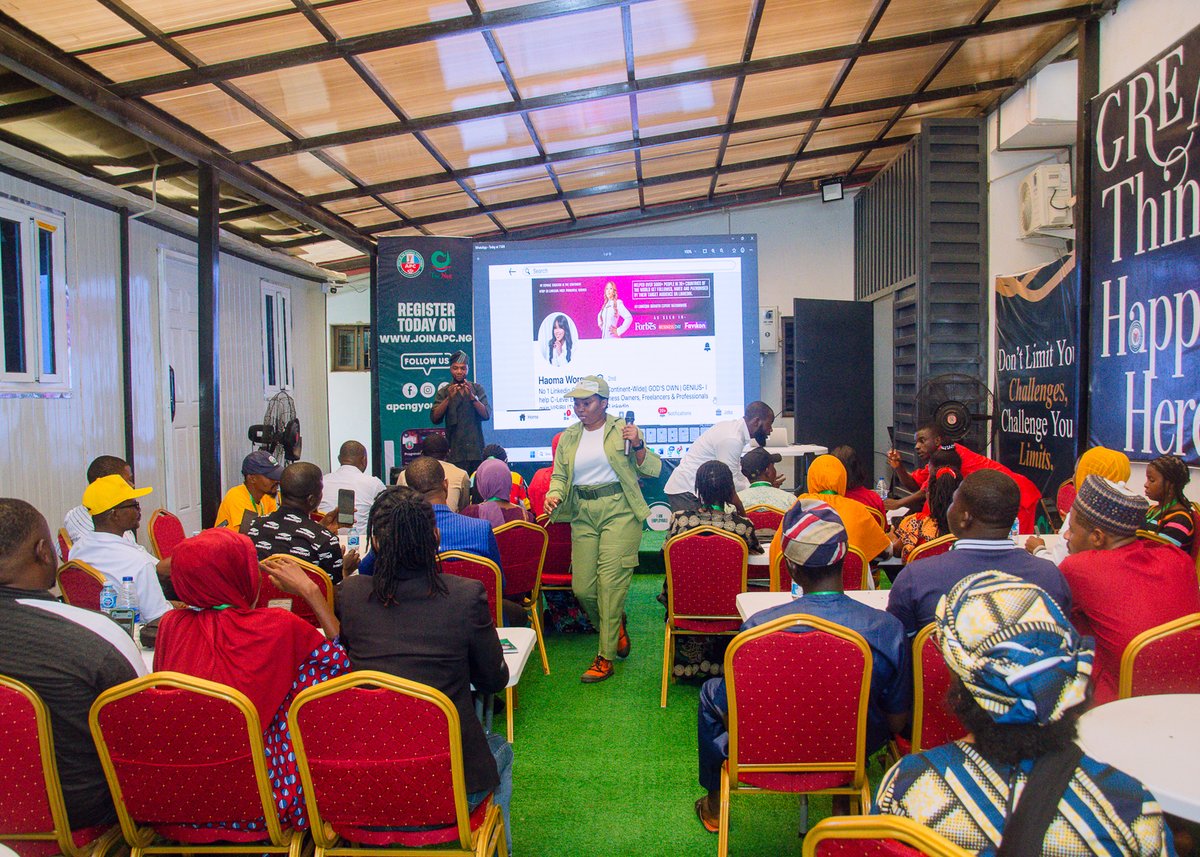 apcngyouthwing's tweet image. Day two:   
From insightful sessions to practical exercises, our participants explored new skills, shared ideas, which empowered them to step into the digital future.
The energy, creativity, and teamwork made day two successful.
#digitaleconomy #skillstraining #younginnovators #