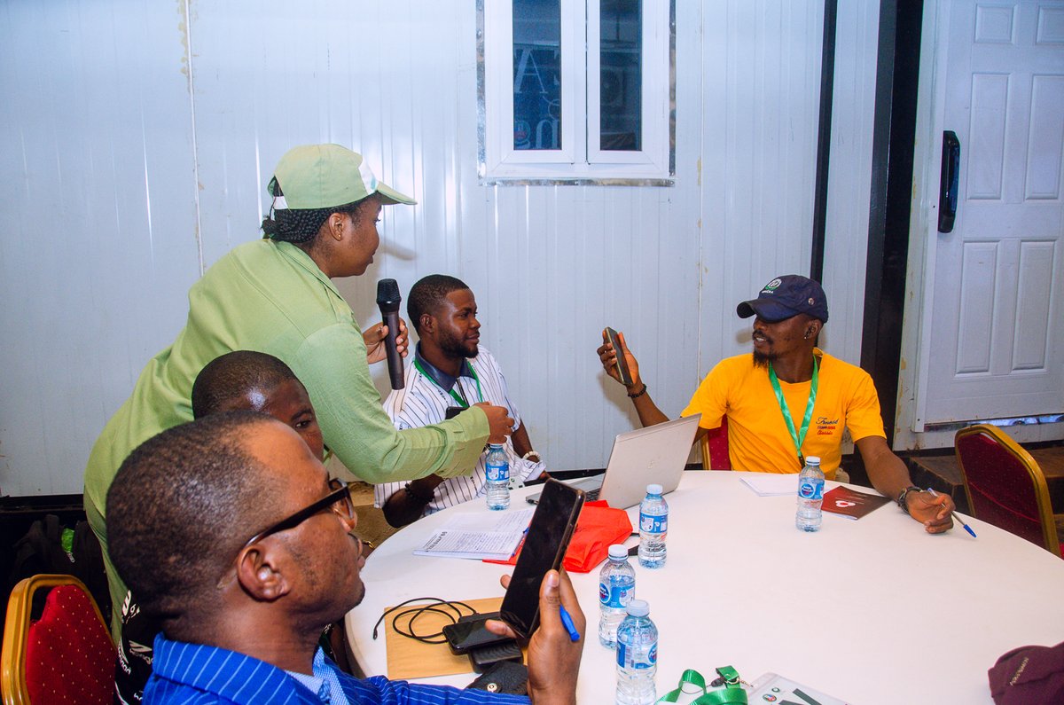 apcngyouthwing's tweet image. Day two:   
From insightful sessions to practical exercises, our participants explored new skills, shared ideas, which empowered them to step into the digital future.
The energy, creativity, and teamwork made day two successful.
#digitaleconomy #skillstraining #younginnovators #