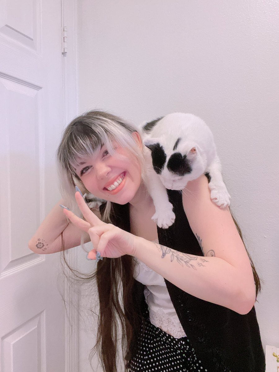 IT'S LAIKA'S 14th BIRTHDAY!!! 🎉

happy birthday/adoptiversary to my bestest bestie baby angel friend!!! :)
