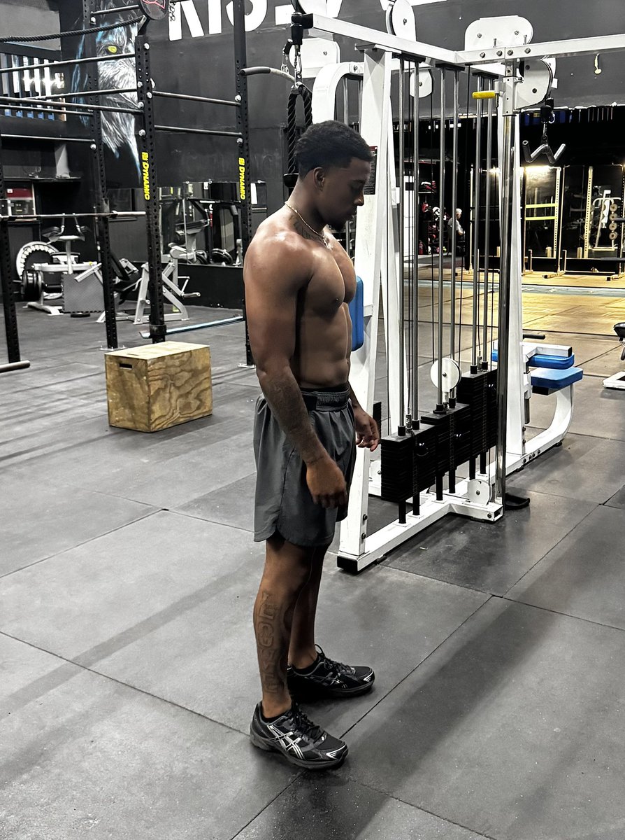 Ͳ. Ͳ. Ͳ. tweet media