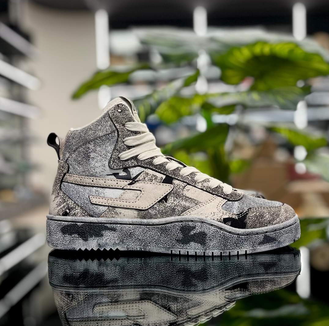 <a href="/Gcina_EC/">DOPE KICKS 👟</a> Only thw brave