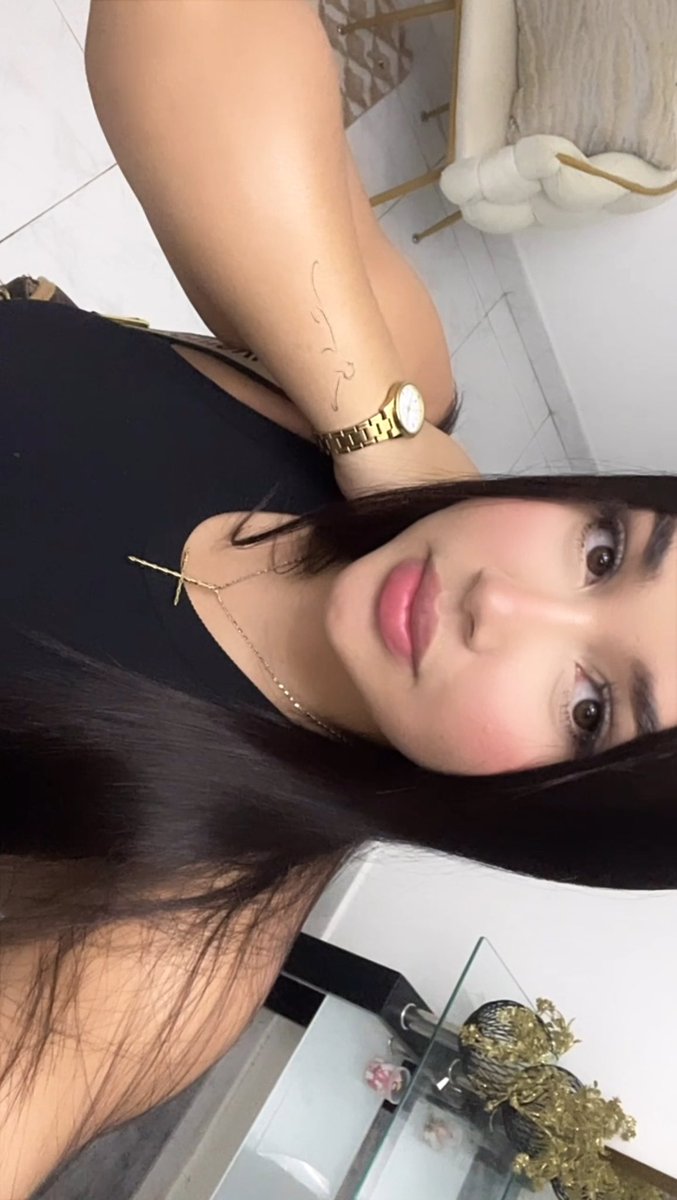 Steffanny____16's tweet photo. Hola bebé, que más?💙 https://t.co/uzKZzdLF9z