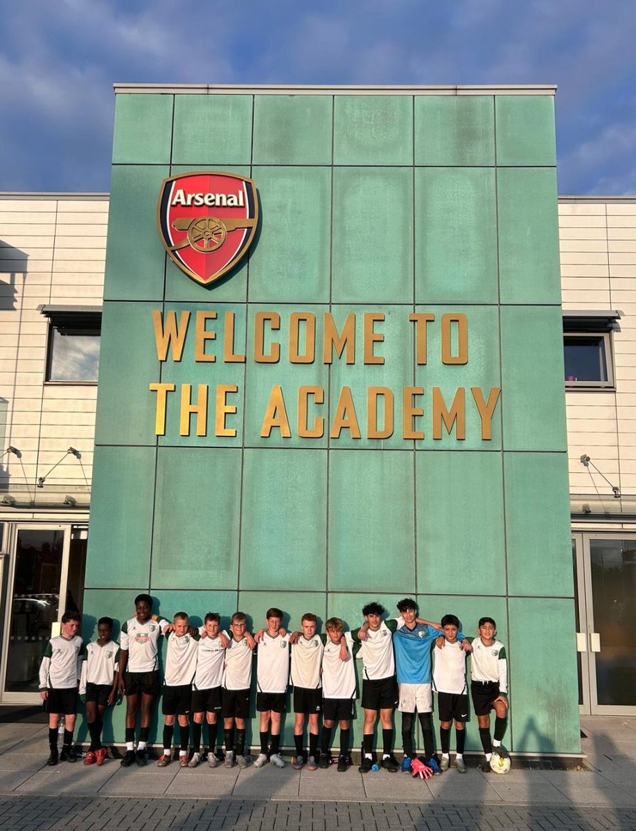 Cockfosters FC Development (@cockfostersdev) on Twitter photo A big thank you to Arsenal FC for inviting our U13 EJA squad over to Hale End yesterday afternoon. An enjoyable and great experience for our young ones!
<a href="/Arsenal/">Arsenal</a> <a href="/ArsenalAcademy/">Arsenal Academy</a> <a href="/EJALeague/">EasternJnrAlliance</a> <a href="/CockfostersFC/">Cockfosters FC</a> 🐓 A big thank you to Arsenal FC for inviting our U13 EJA squad over to Hale End yesterday afternoon. An enjoyable and great experience for our young ones!
<a href="/Arsenal/">Arsenal</a> <a href="/ArsenalAcademy/">Arsenal Academy</a> <a href="/EJALeague/">EasternJnrAlliance</a> <a href="/CockfostersFC/">Cockfosters FC</a> 🐓